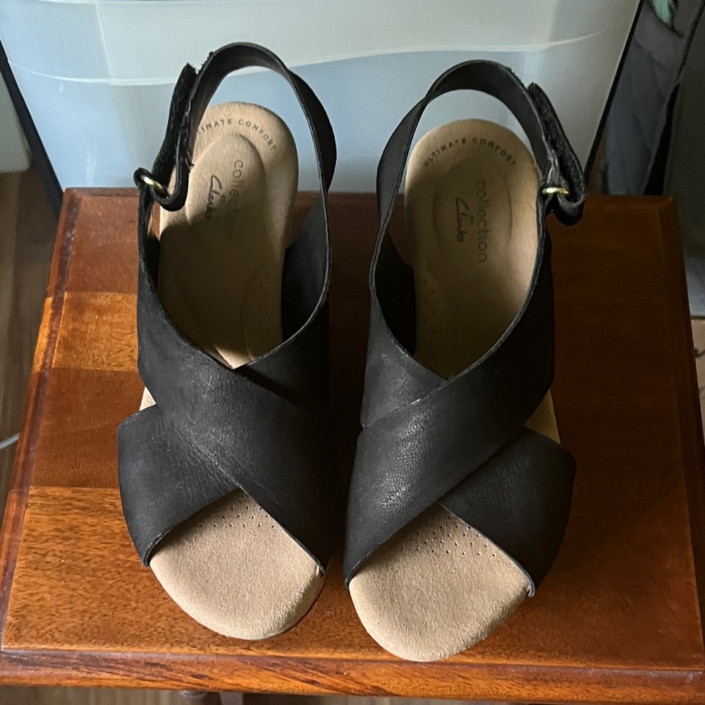 Clarks Black Leather Crisscross Slingback Sandal